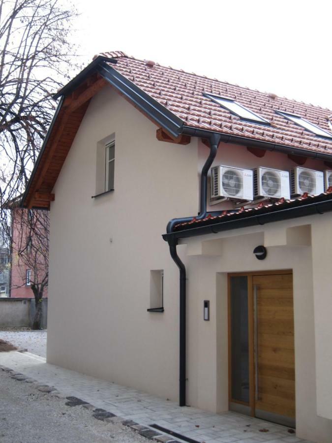 Central Apartments With Parking Ljubljana Kültér fotó